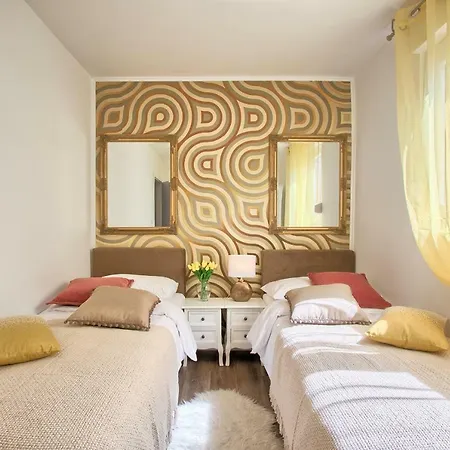 Apartment Sweetie Center Pula With Free Parking - Hedone Amphitheater Kültér fotó